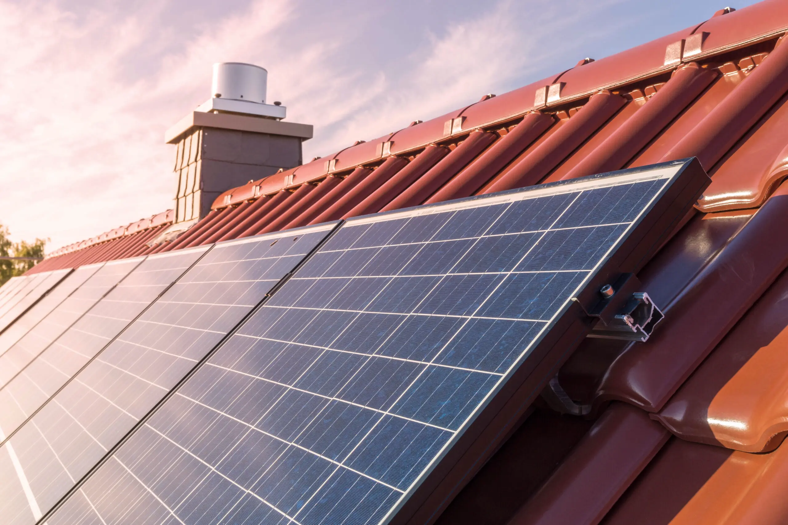Modernes Einfamilienhaus mit Photovoltaikanlage in Mühlacker